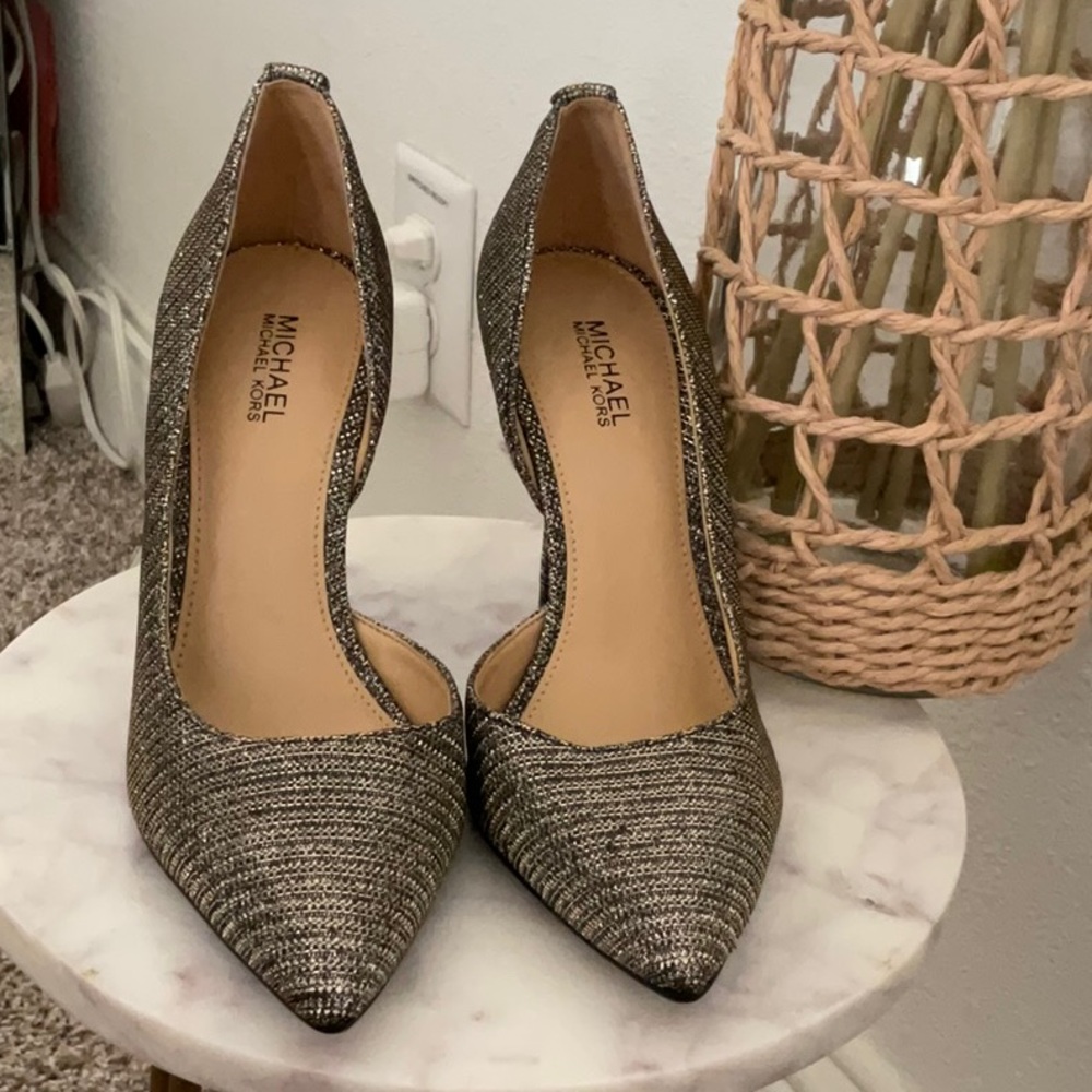 Michael Kors Black and Silver Textured Heels